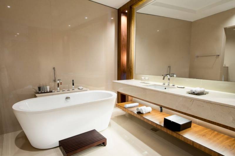 Comment réaliser un style contemporain en rénovant ma salle de bain CONFORAMA ?